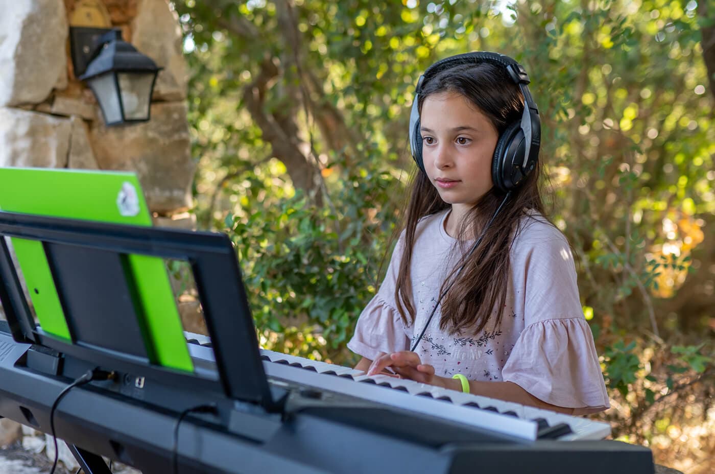 בעיר ובכפר (5)