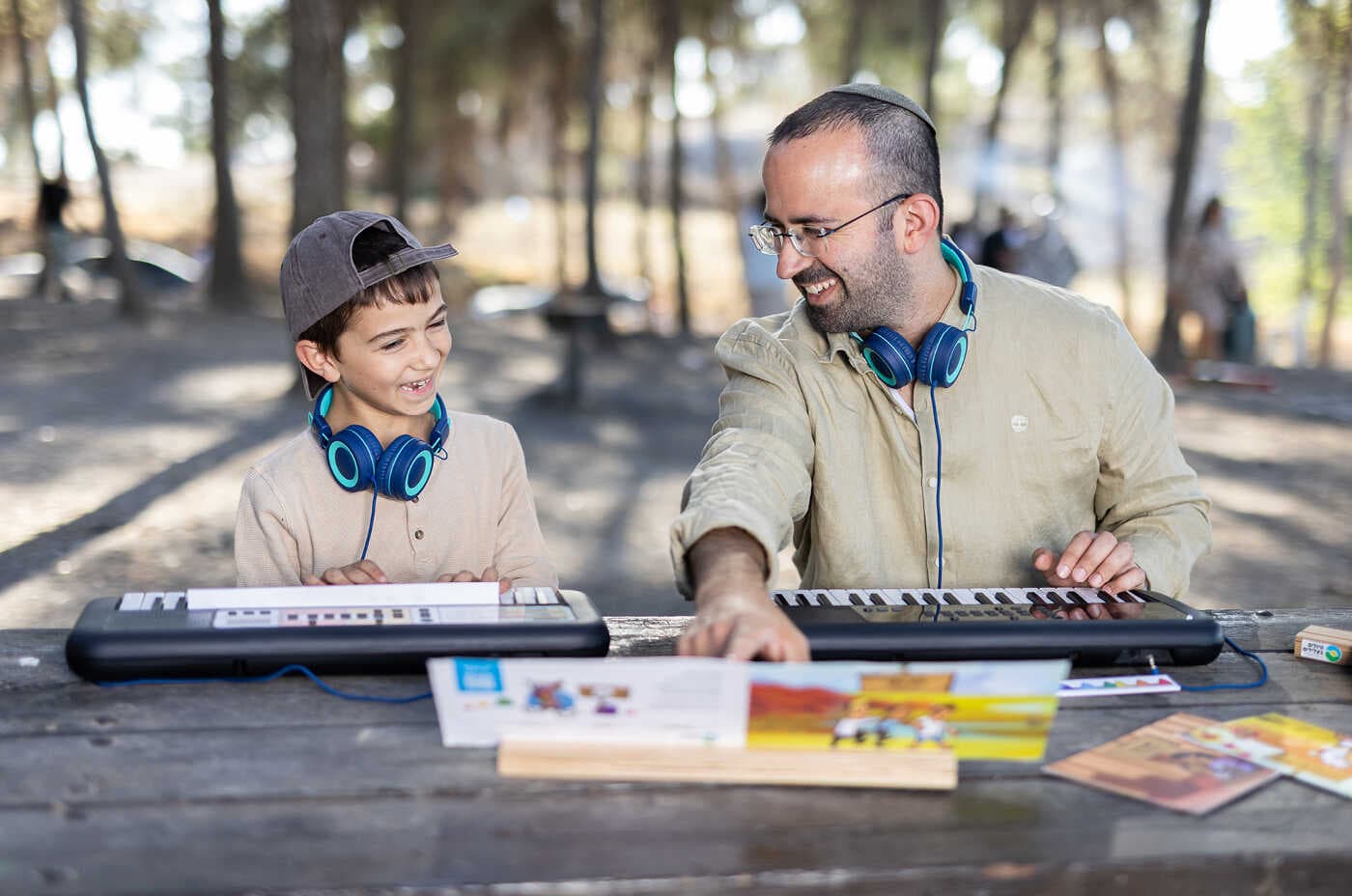 בבית ובגינה (2)